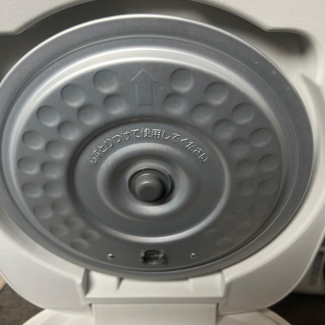 タイガーマイコンジャー炊飯器JBS-A055 3号炊き