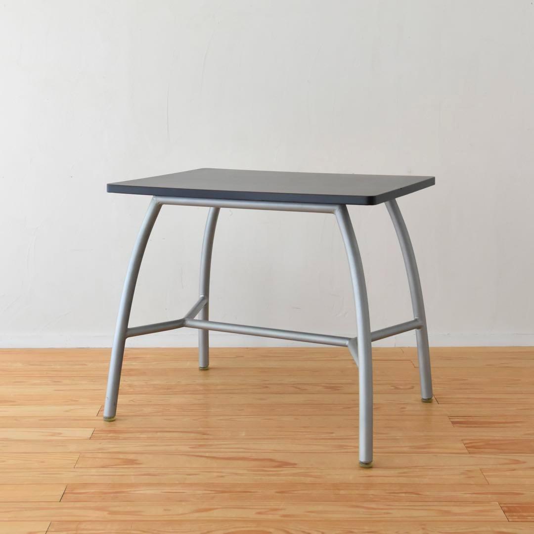 テーブル　鉄脚　机