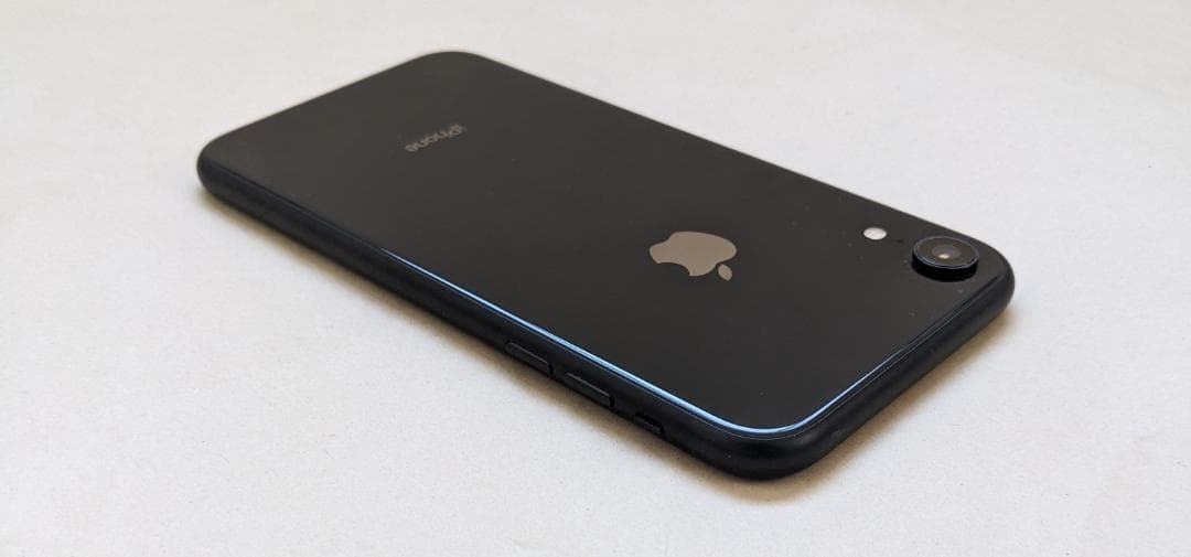 iPhone XR 128GB SIMフリー 顔認証対応 ブラック