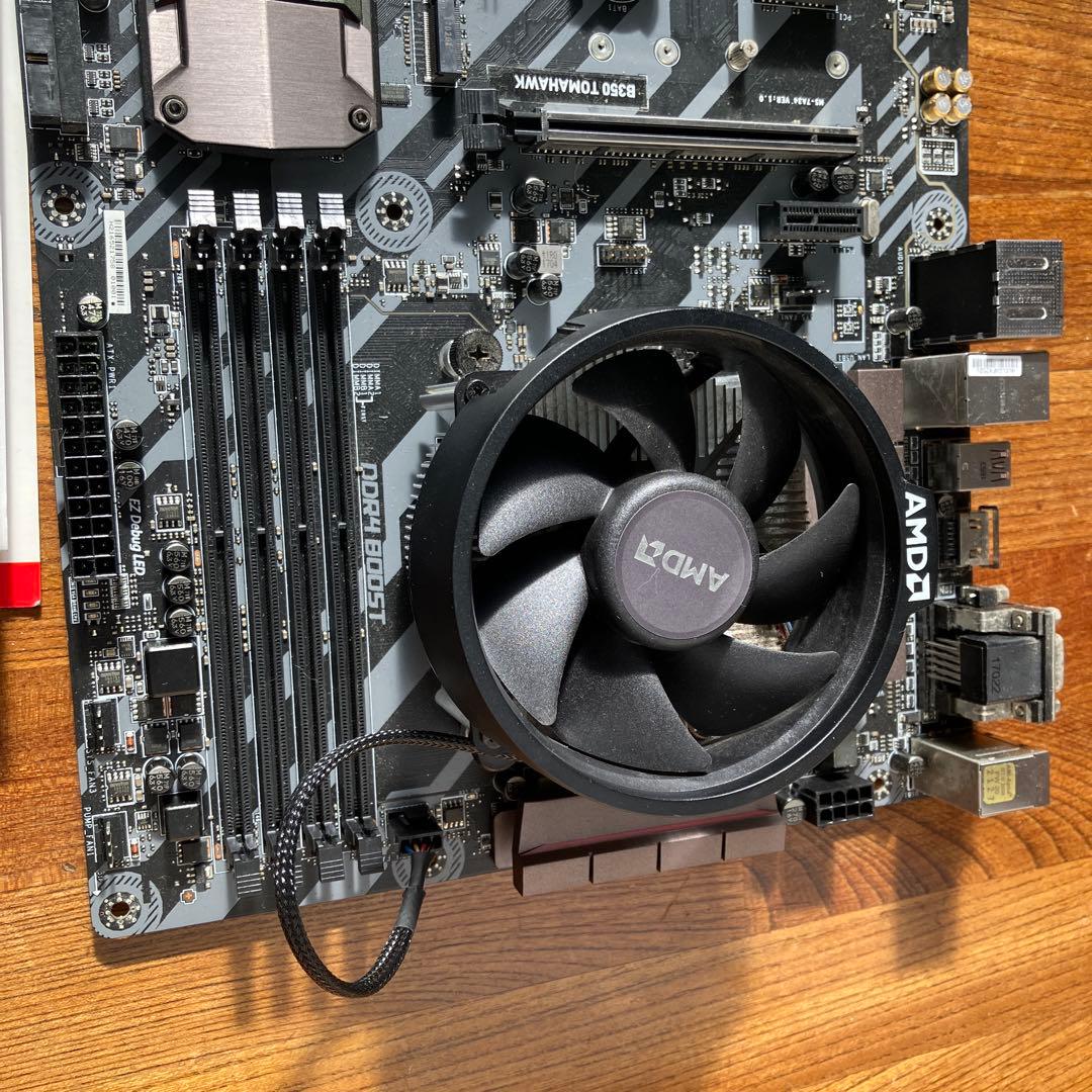 MSI B350 TOMAHAWK マザーボード