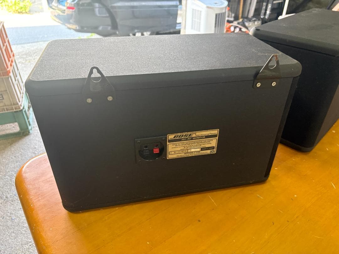 BOSE 301-AV モニタースピーカー ペア 動作品 壁掛け金具付き