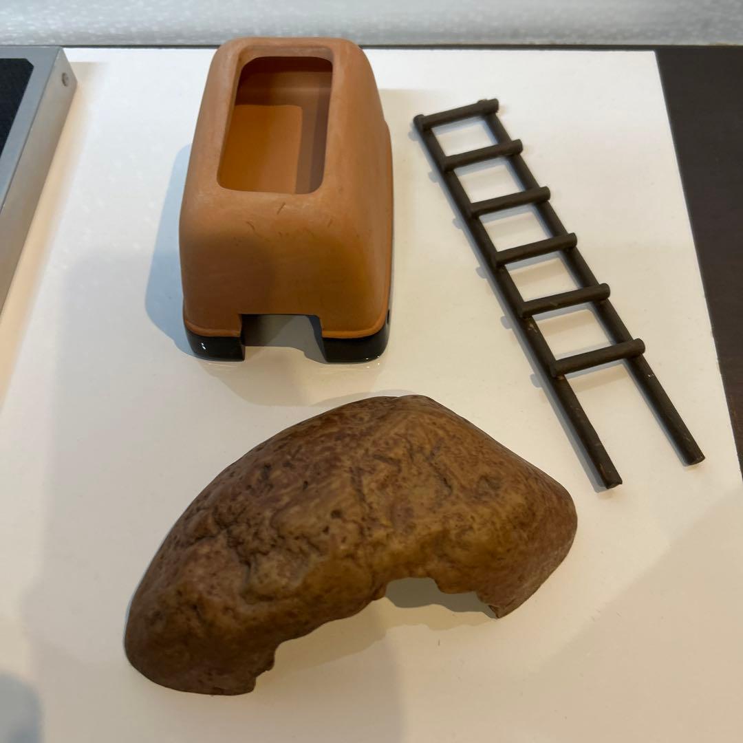 ZEPGEX EXOTERRA グラステラリウム 暖トツM シェルター2個