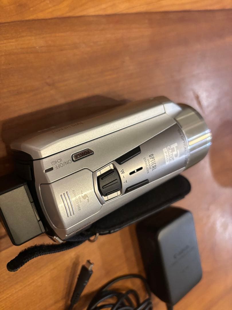 ビデオカメラ CANON ivis HFM51 video camera