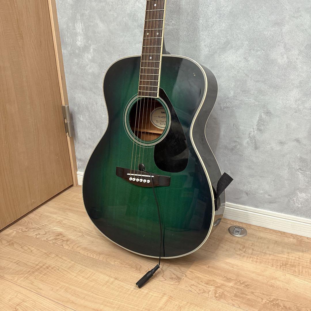 Ｒ　ヤマハ　YAMAHA　FS-423S TMB アコギ　ギター　ケース付