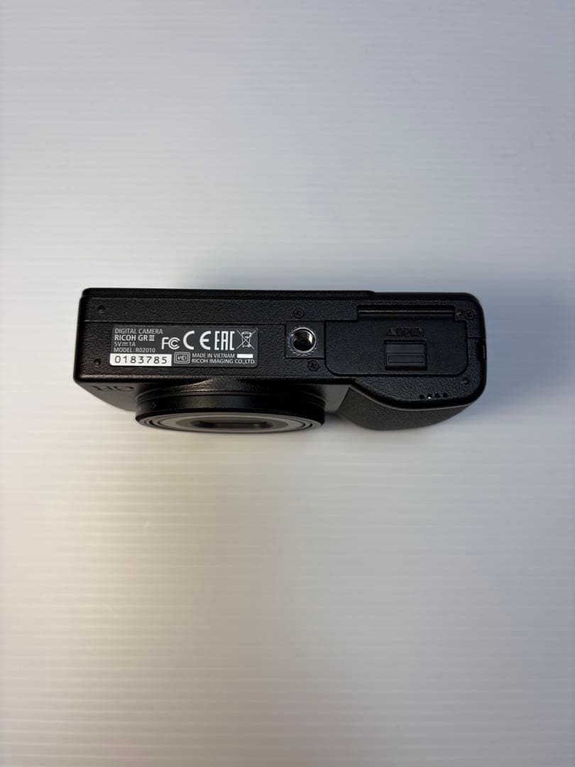 RICOH GR Ⅲ HDF デジタルカメラ　美品