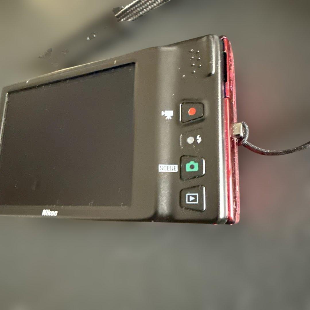 Nikon COOLPIX レッド 7倍ズーム