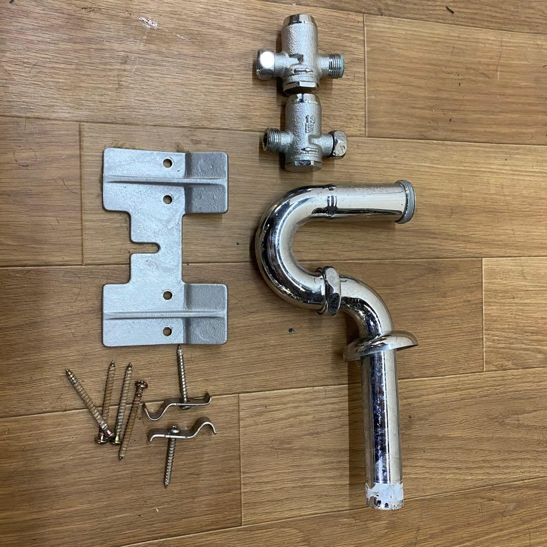 タカラベルモント 製シャンプーボール　上部サーモ付き　取り付け金具有り　美容室