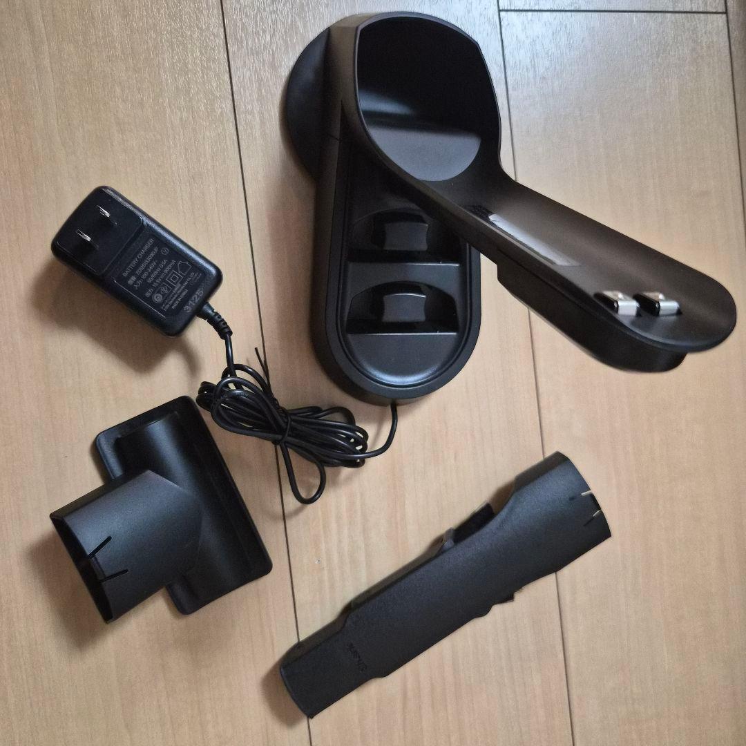 SHARK ハンディクリーナー本体 ブラック 充電スタンド付き