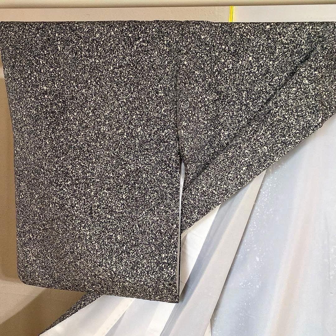 着物-袷着物2 秋草文様 黒地に金彩上品で華やかな装い【訪問着】【正絹】【美品】