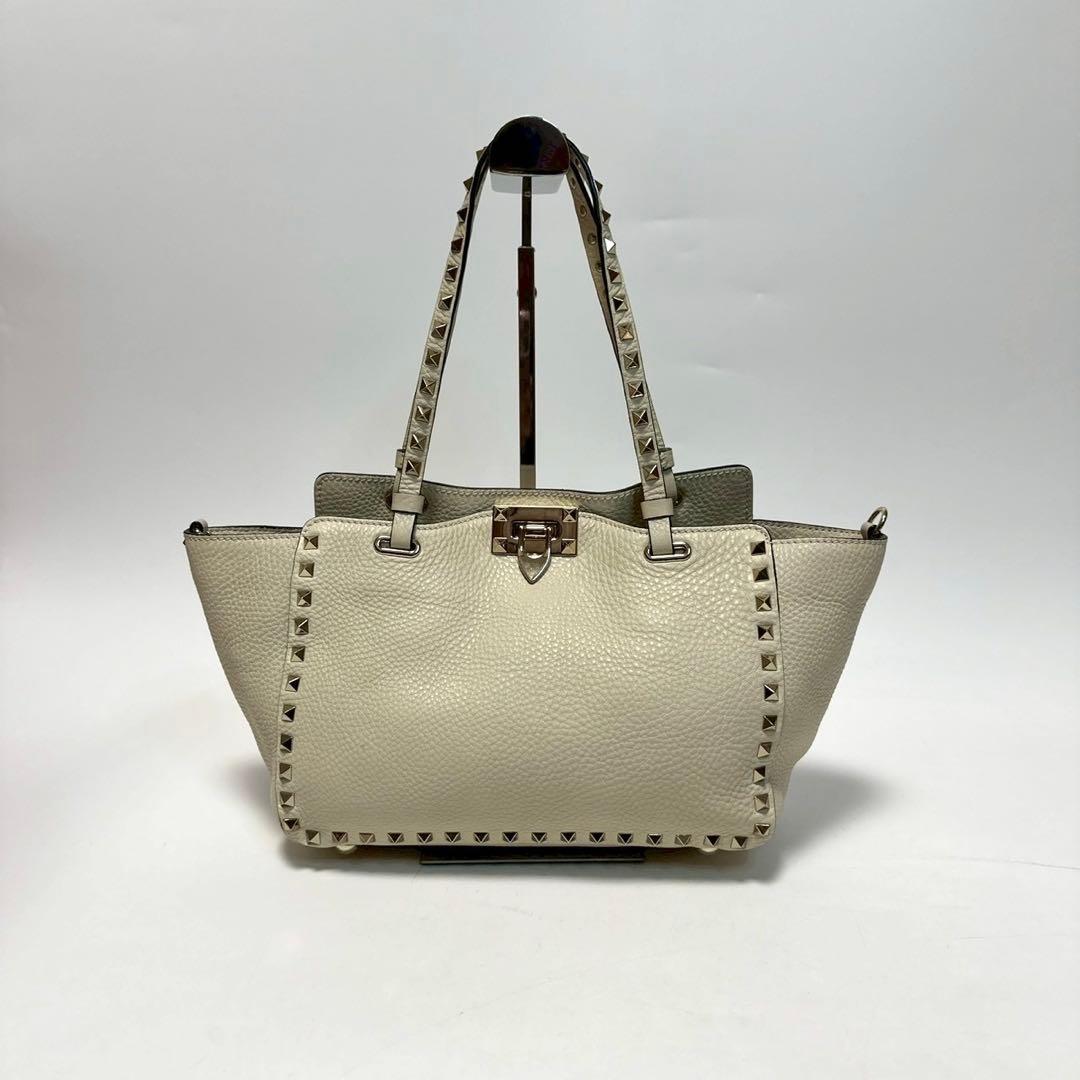 t95【極美品】保存袋付　ヴァレンティノロックスタッズシボ革2wayショルダー.