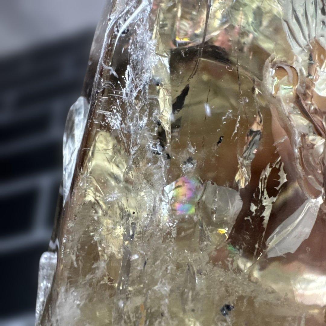 【コレクション】龍彫刻 シトリン原石 747g 高透明 虹入り 台座付