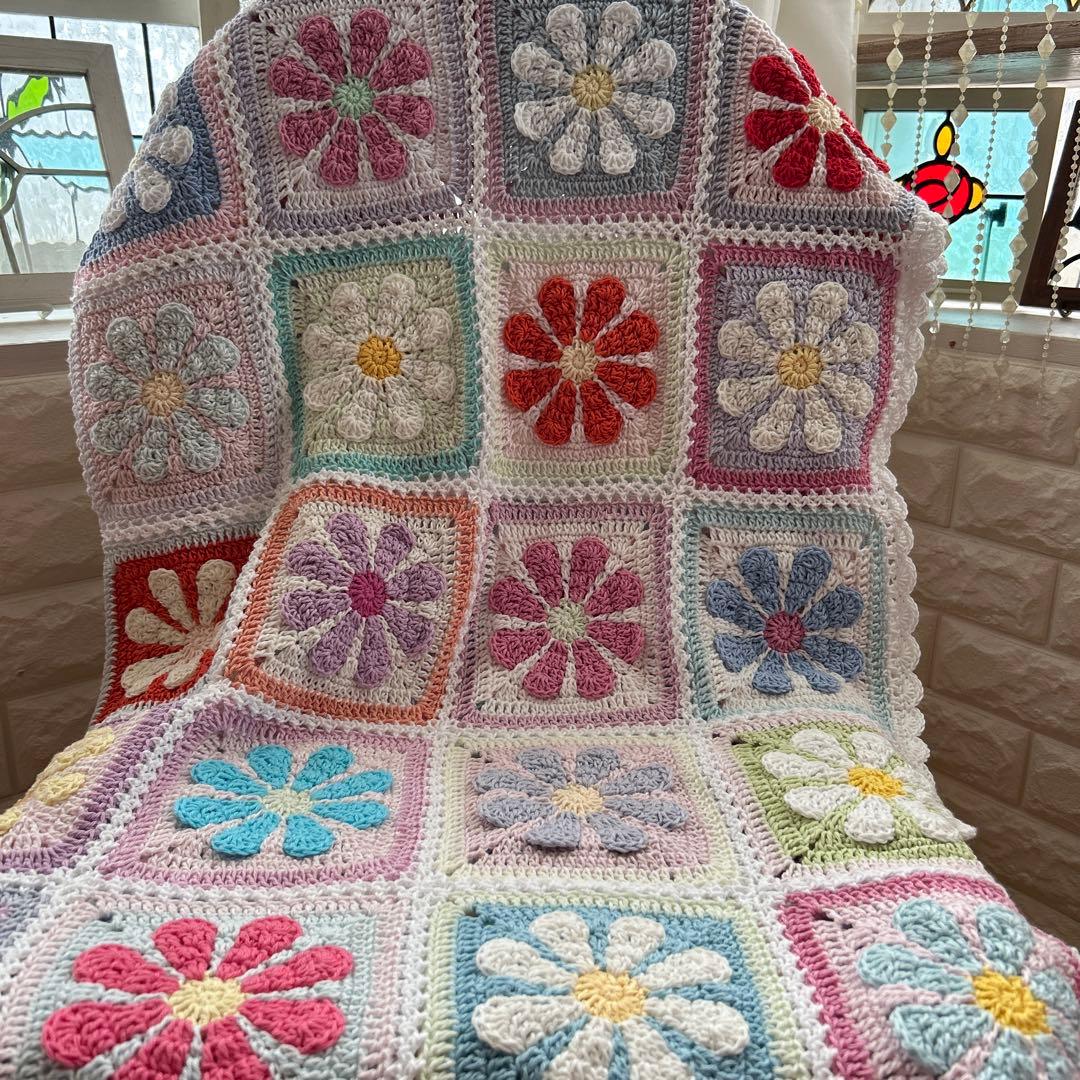 デイジーモチーフ 手編み マルチカバー ブラケット 大判 コットン