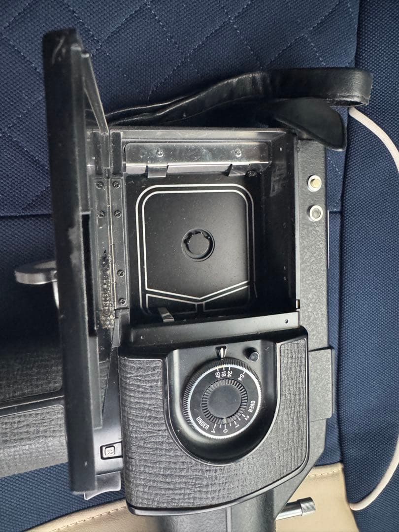 Nikon R10 super カメラ　特別価格！