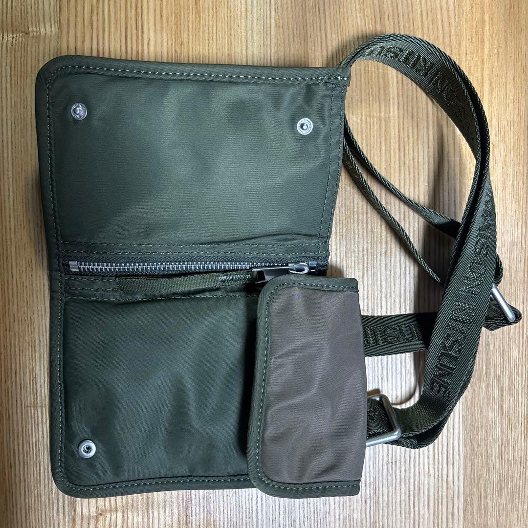 maison kitsuné オリーブ サコッシュ