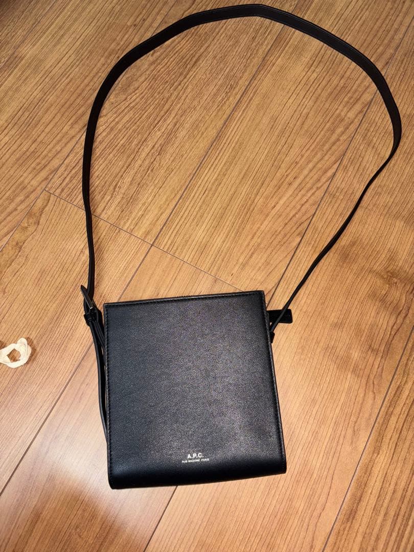 A.P.C. ショルダーバッグ