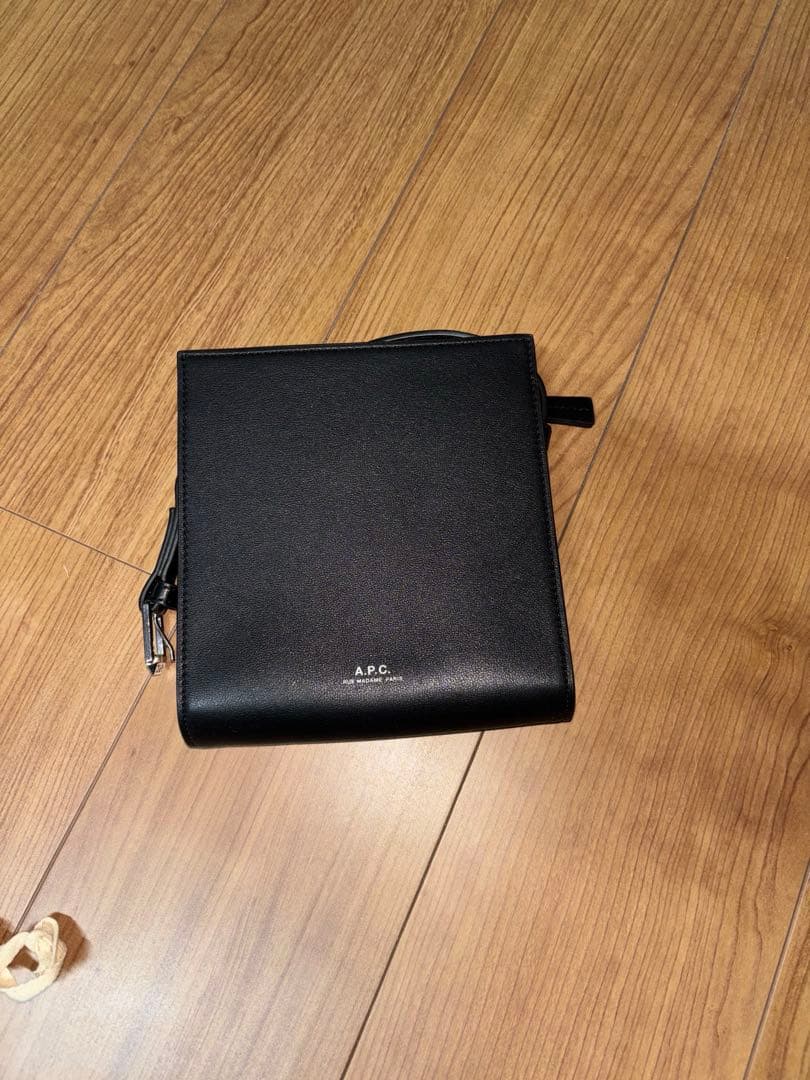 A.P.C. ショルダーバッグ