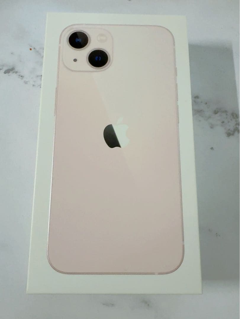 Apple iPhone 13 箱付き 充電器付き