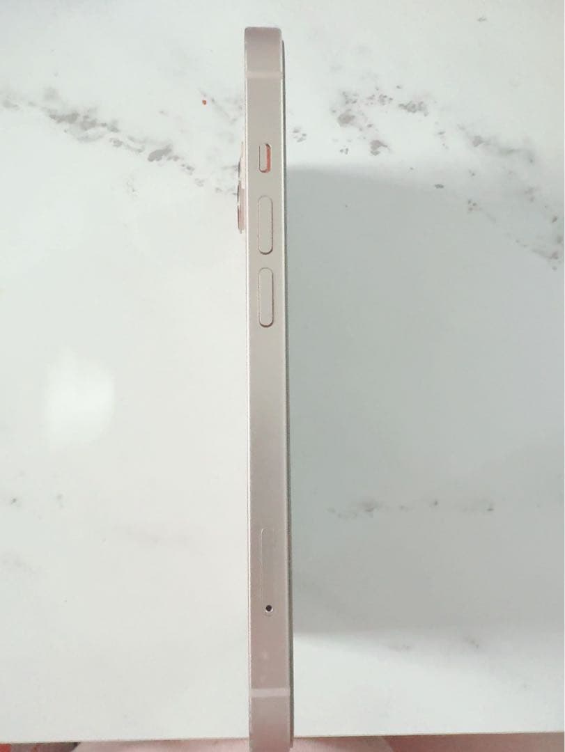 Apple iPhone 13 箱付き 充電器付き