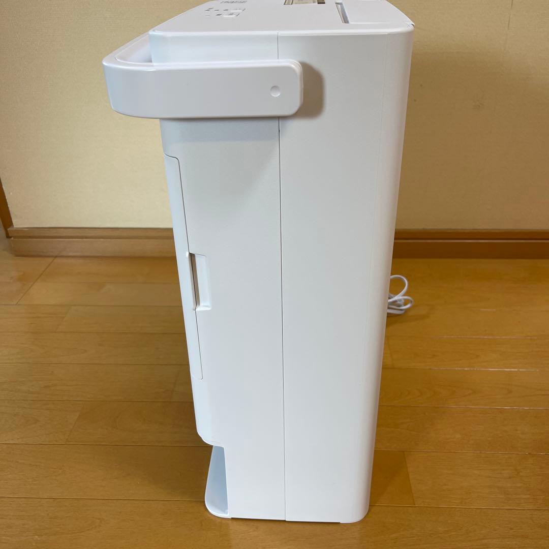 【2025年製】アイリスオーヤマ 衣類乾燥機 KIJD-P20