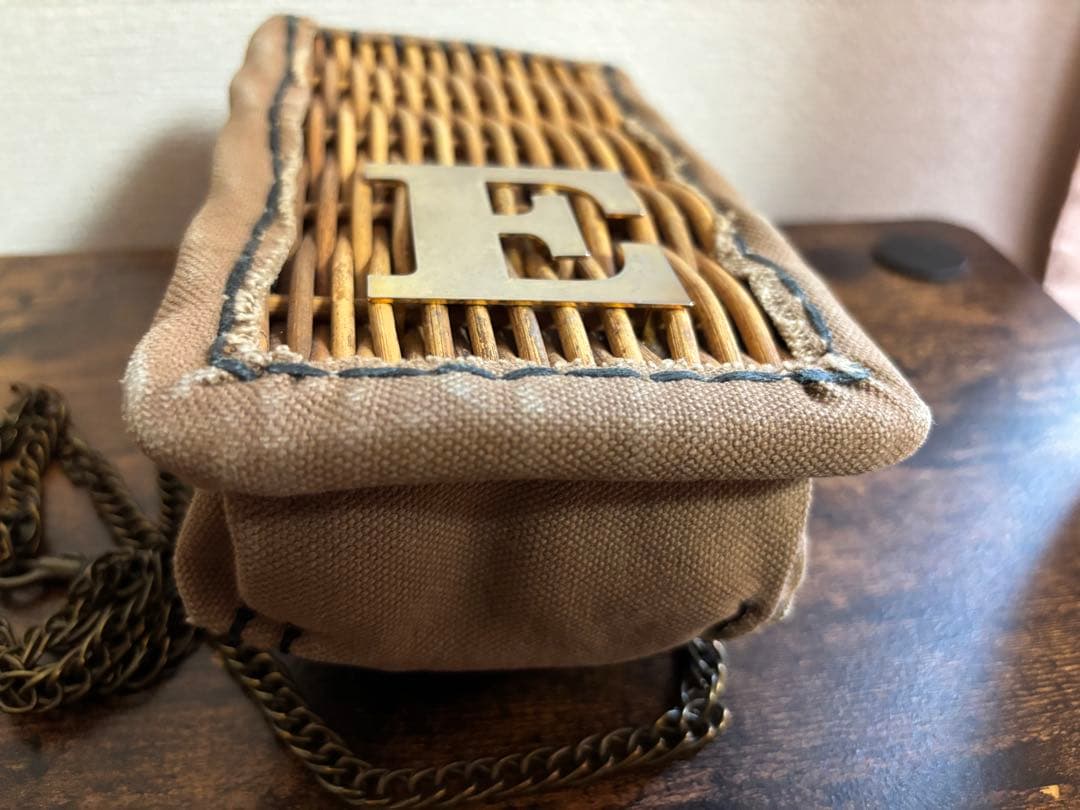 ebagos エバゴス　キャンバス　チェーンポシェット