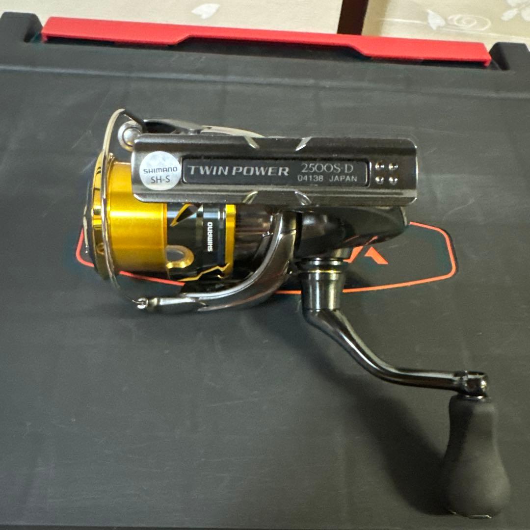 【値下げ】シマノ　20ツインパワー 2500s
