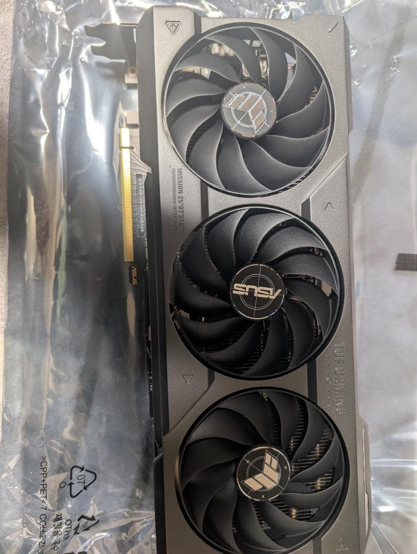 グラフィックボード・グラボ・ビデオカード ASUS GEFORCE RTX 4070 Ti SUPER 16GB