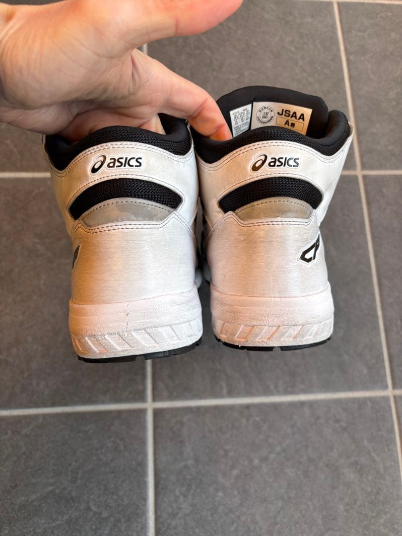 Asics BOAシステム安全靴 ブラック/ホワイト