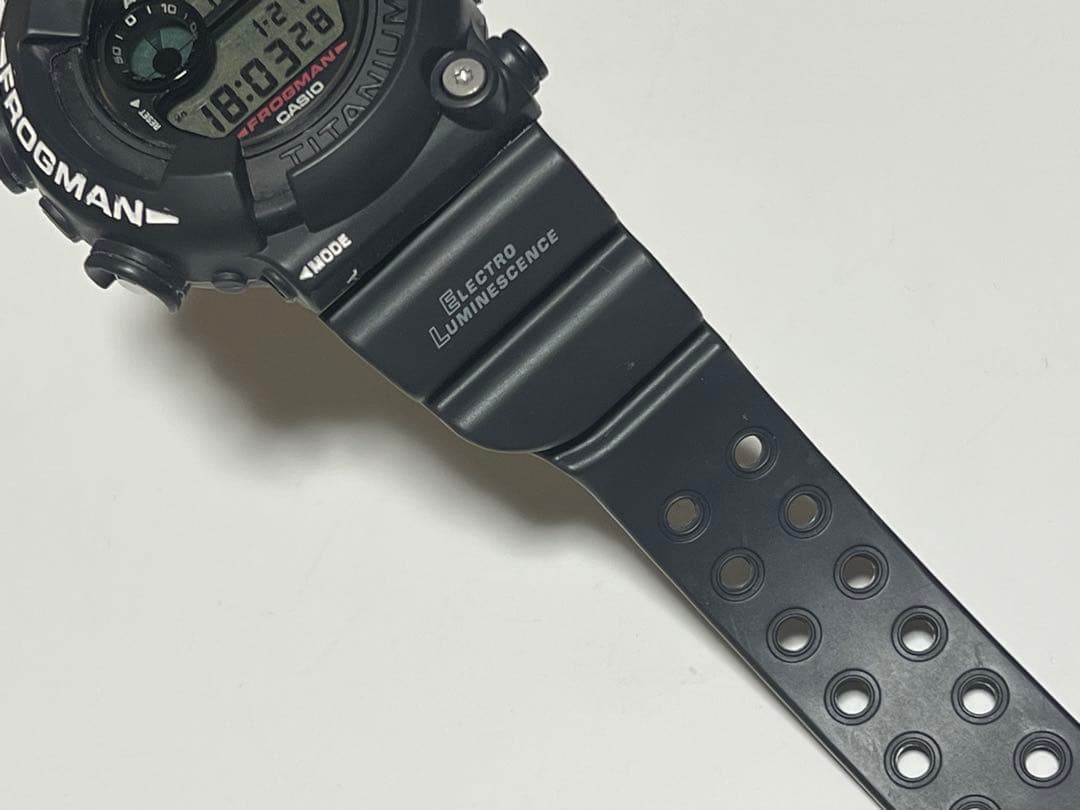 G-SHOCK DW-8200Z FROGMAN メンインブラック 潜水蛙EL