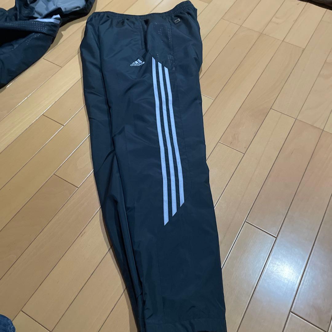 アディダス ウィンドブレーカー上下セット　メンズ