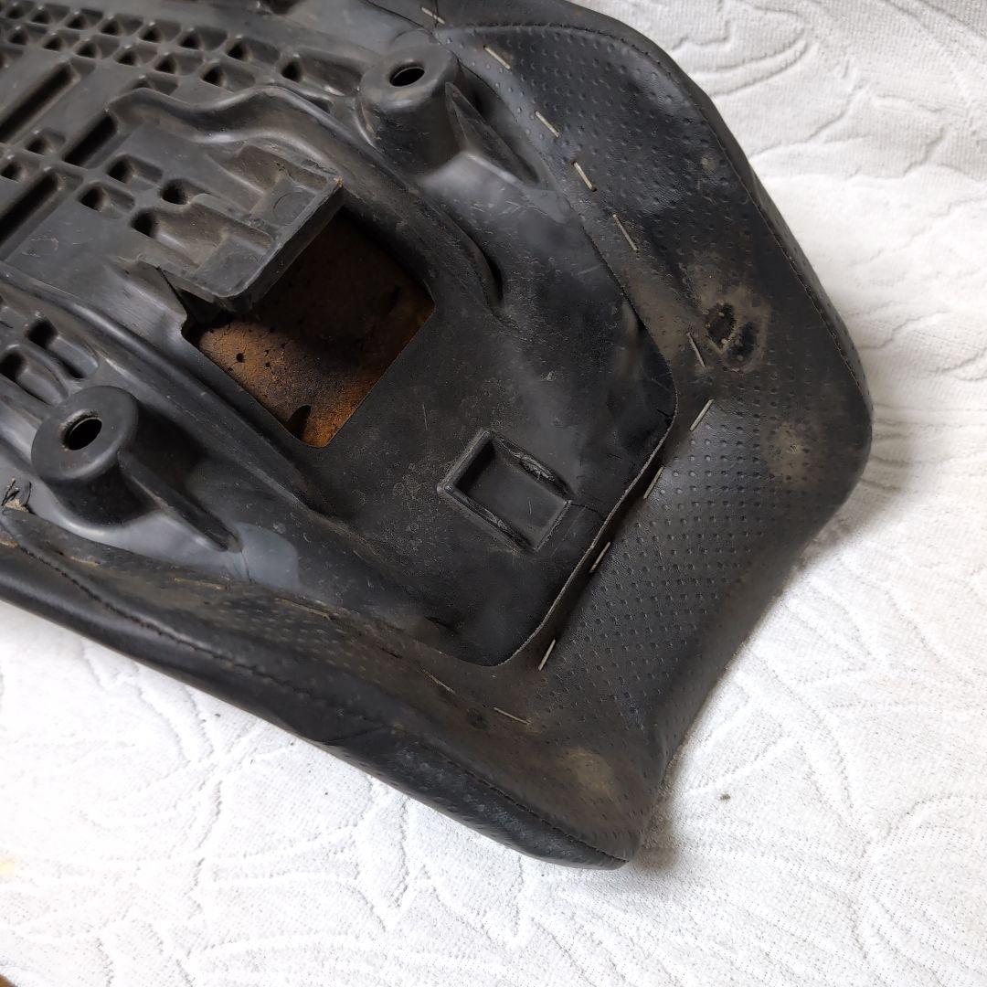 HONDA FTR223純正シート