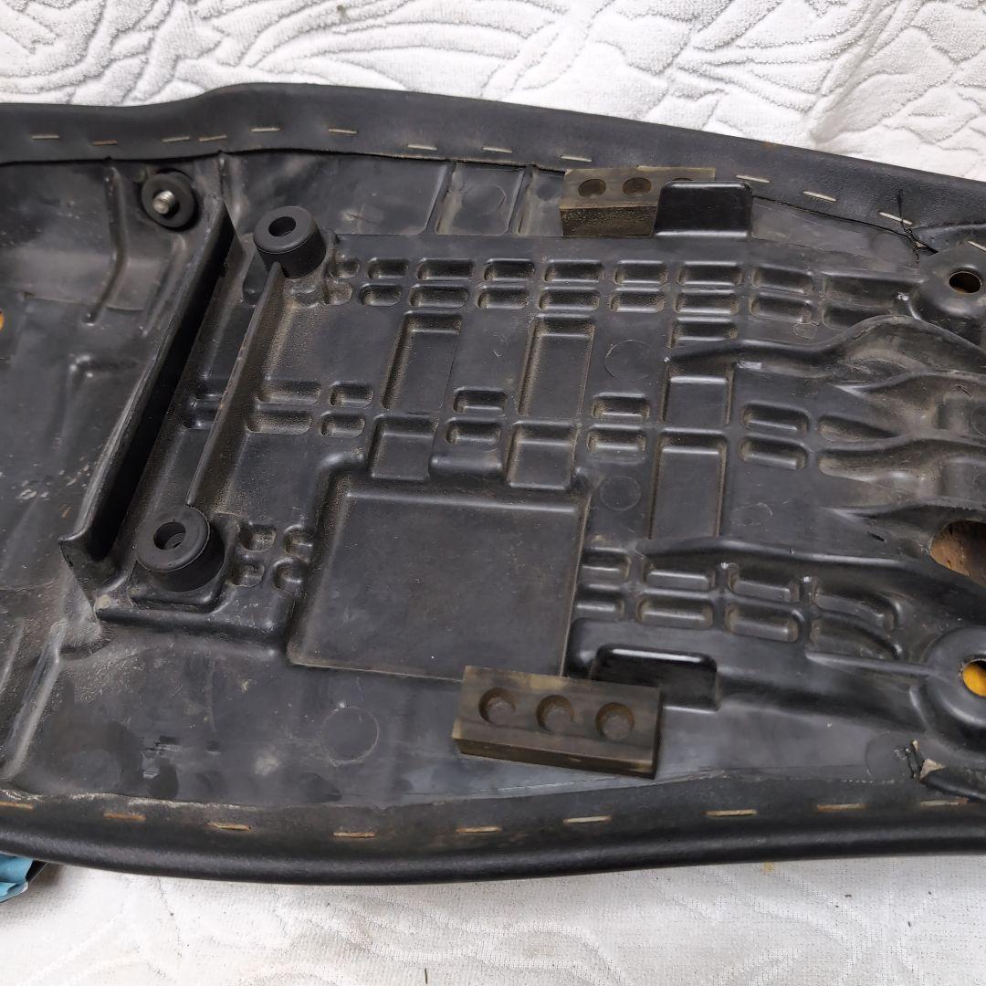 HONDA FTR223純正シート