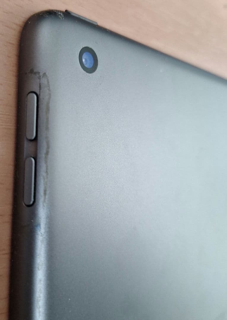 『ジャンク』Apple iPad スペースグレー 本体 第9世代 WiFiモデル