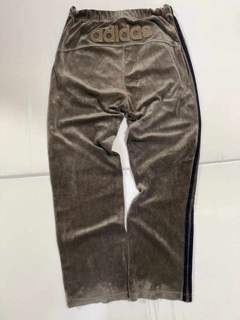 あのん Y2K adidas ベロア トラックジャケット セットアップ