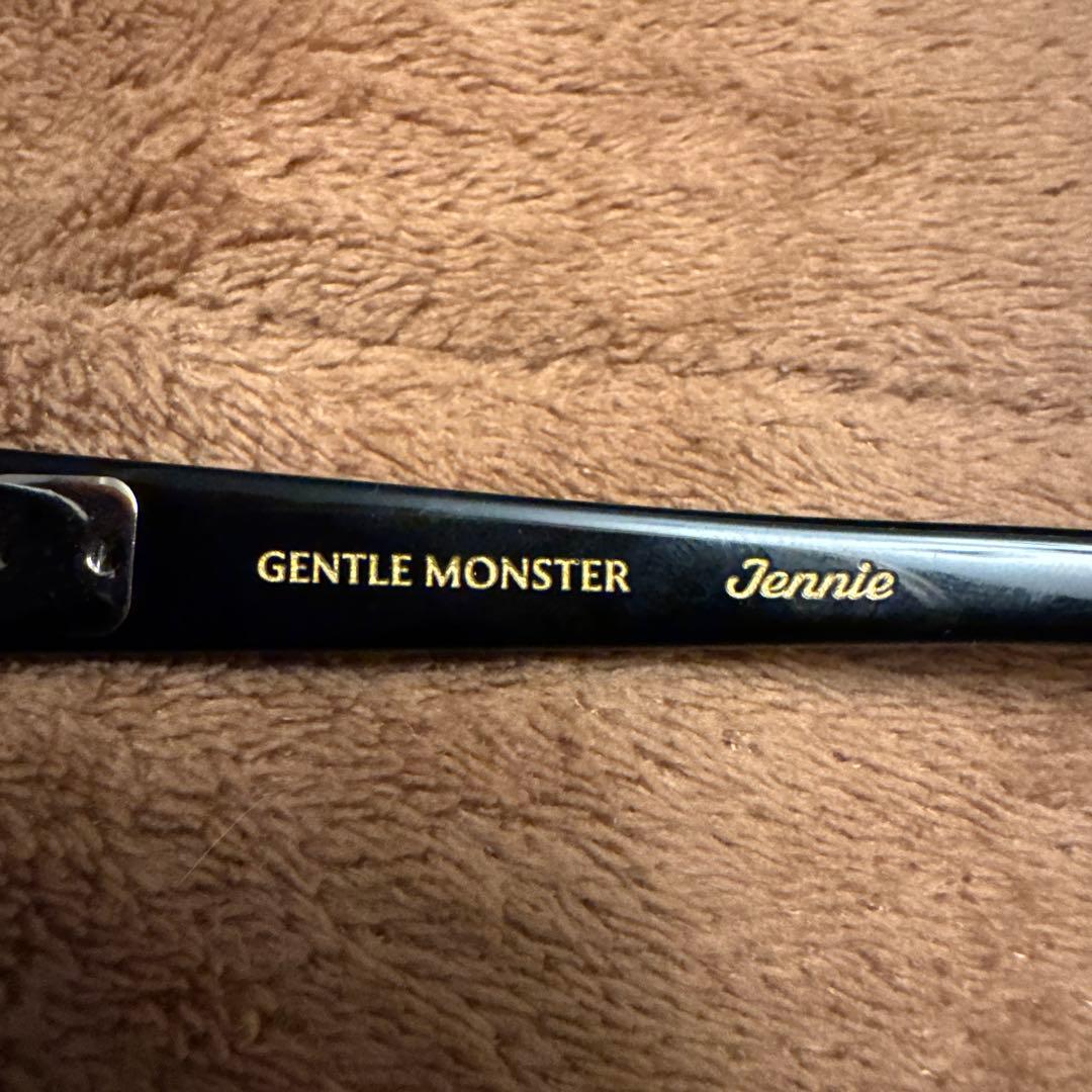 G*o様 Gentle monster × Jennie hush