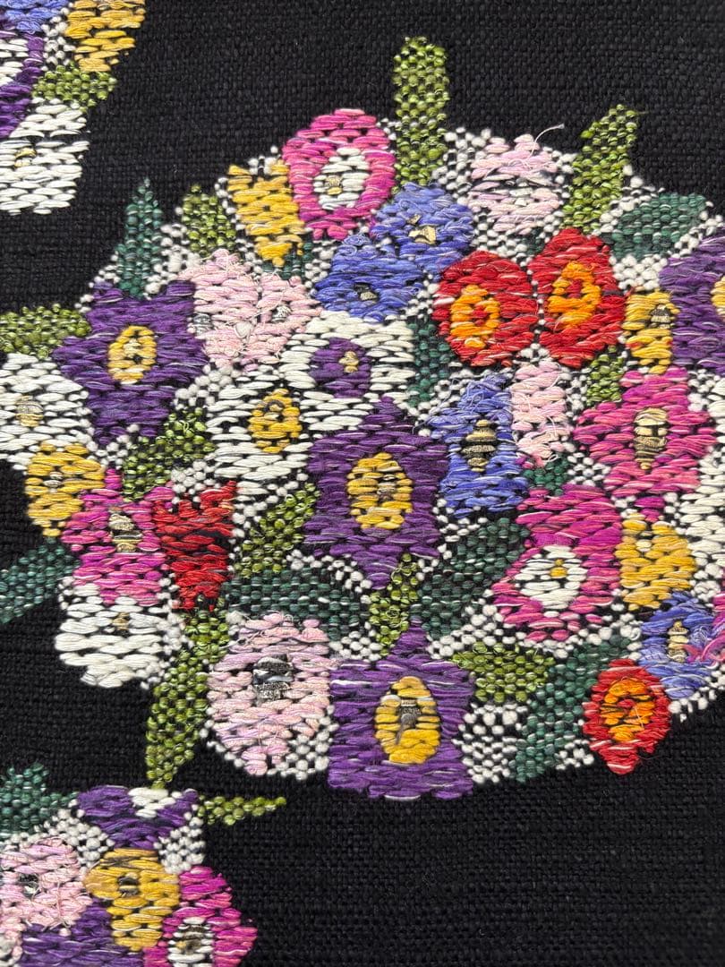 帯屋捨松　可愛い花柄刺繍 名古屋帯 黒地　 松場仕立て