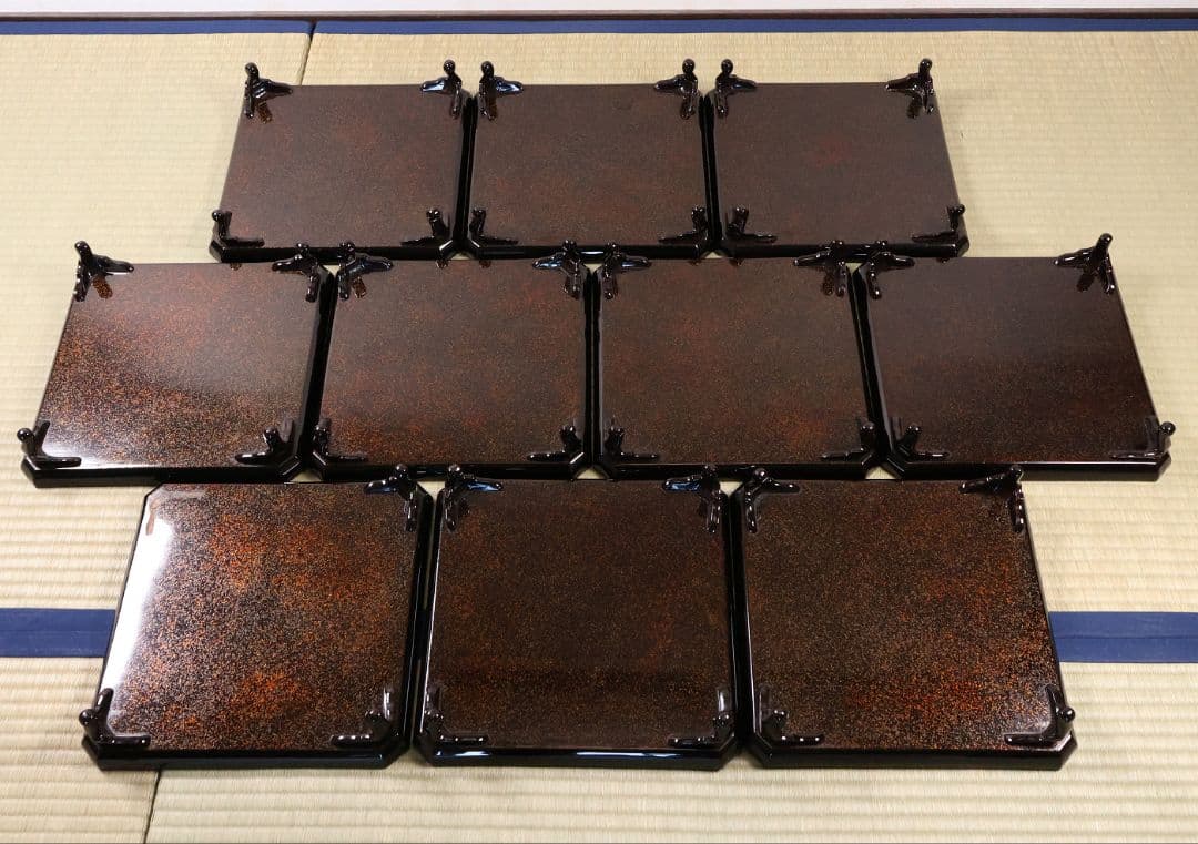 漆芸 山水松竹梅 蝋色塗硯蓋形座附膳 十客 金蒔絵 四方膳 蓬莱鶴亀【CM390