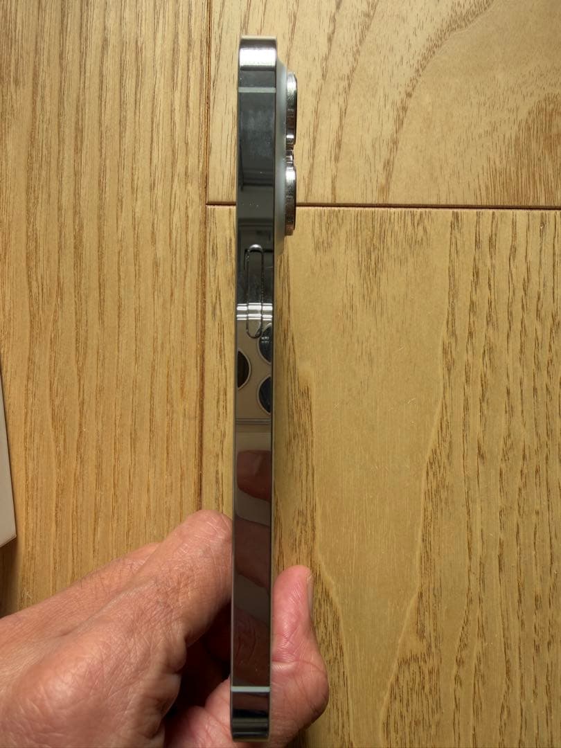 M*K様 Apple iPhone 14 Pro ホワイト 本体