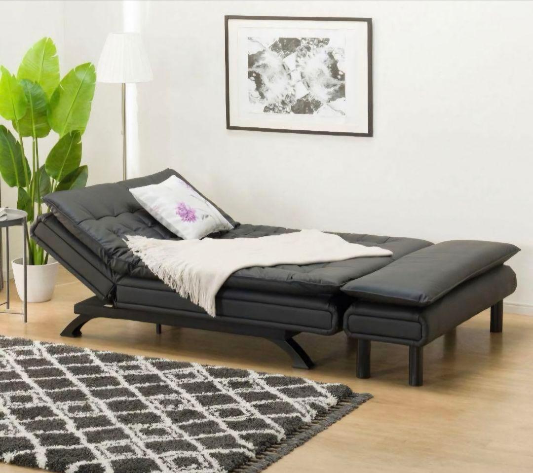 黒い合成皮革ソファベッド / コレクションのみ