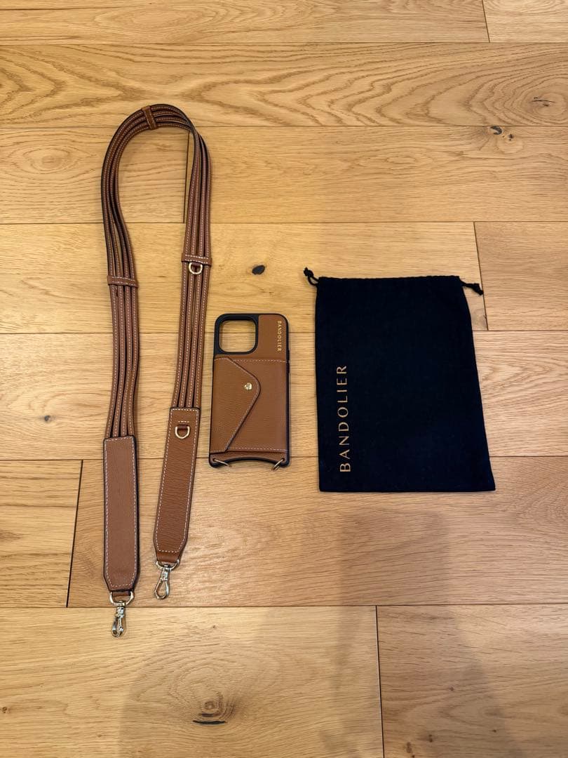 BANDOLIER バンドリヤー iPhone15 Pro Max スマホケース