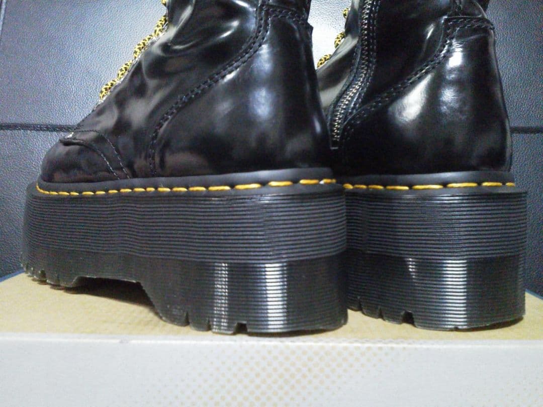 Dr.Martens JADON MAX UK4 黒 厚底 8ホール