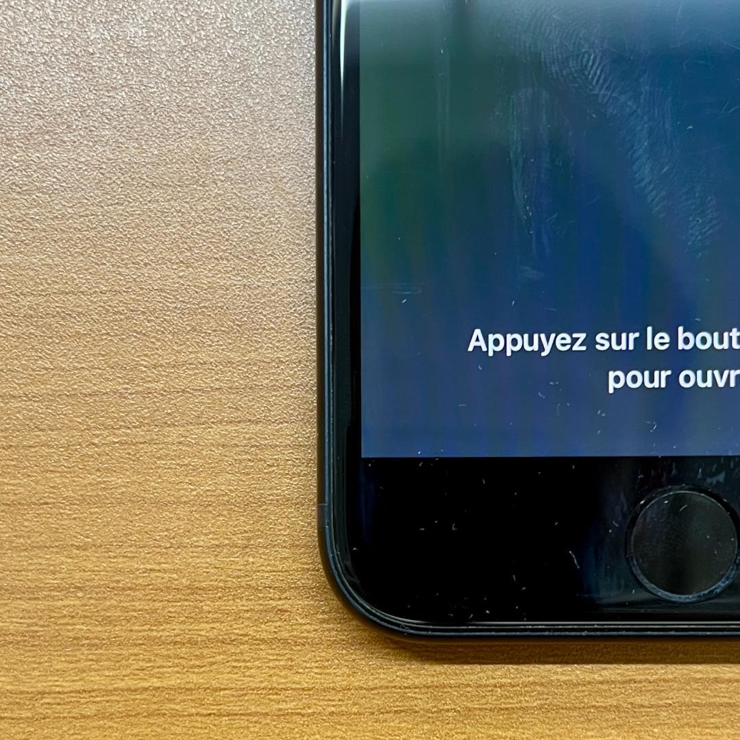 D*i様 動作確認済み iPhone SE 第3世代 64GB ID3v9x