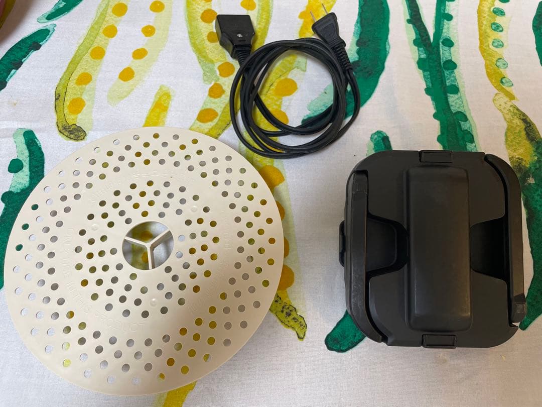 ホットクック　ヘルシオ　SHARP　KN-HW24C-R