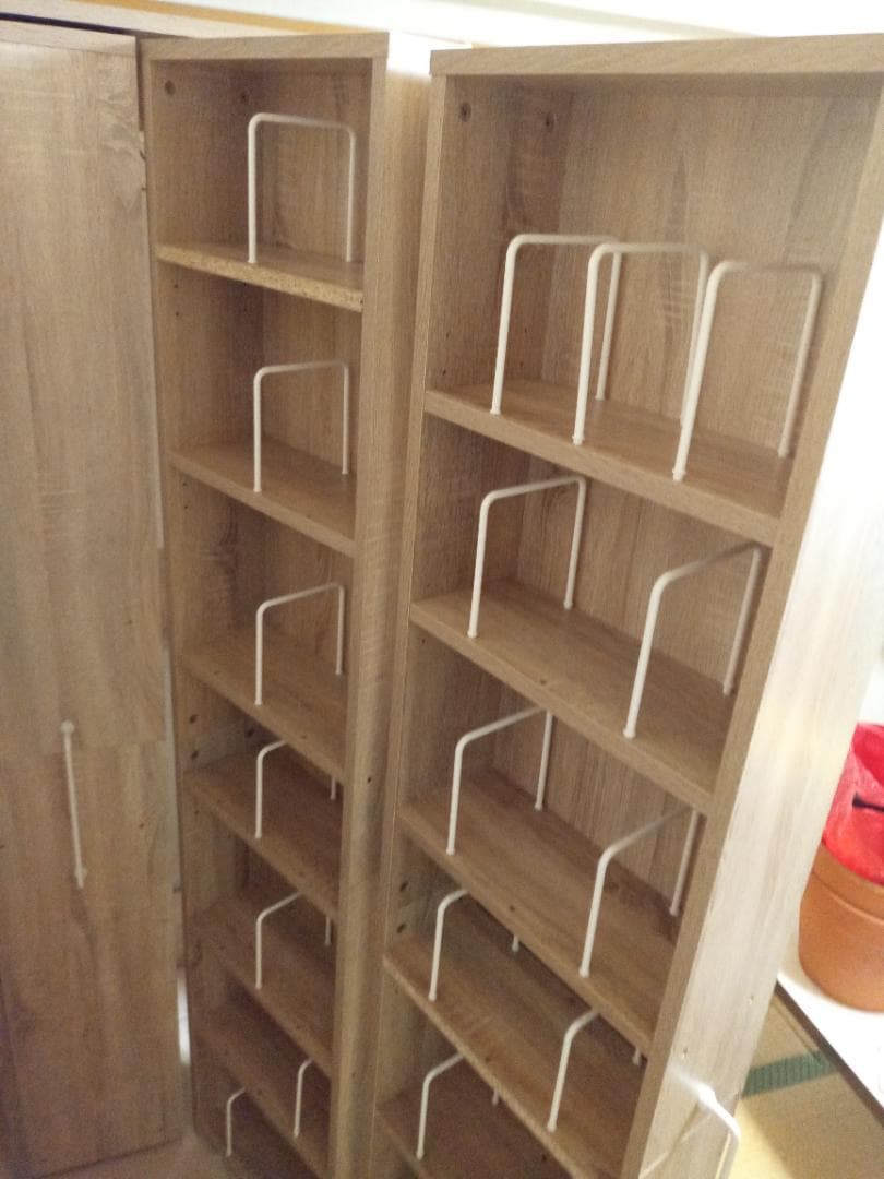 ライトウッド 3ドア収納キャビネット　イオンかな？