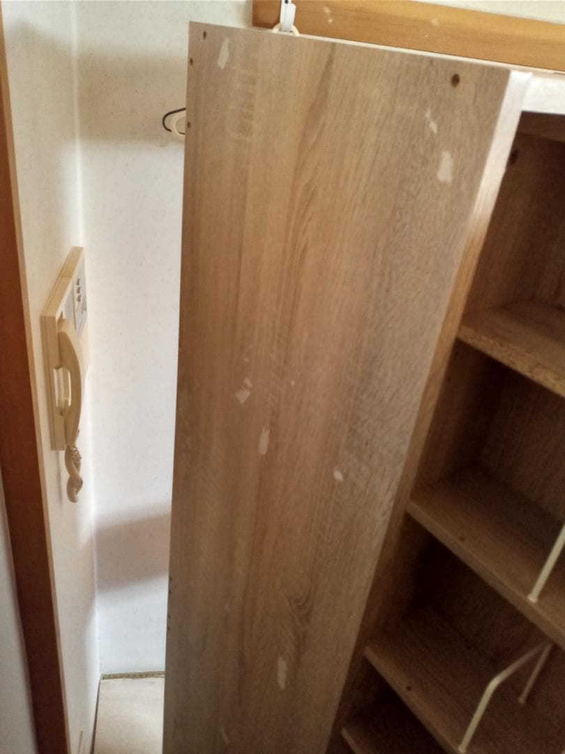 ライトウッド 3ドア収納キャビネット　イオンかな？