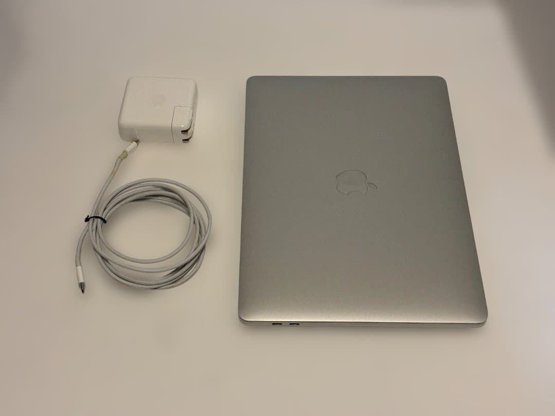 たか　Apple MacBook Pro 500GB SSD　2020年