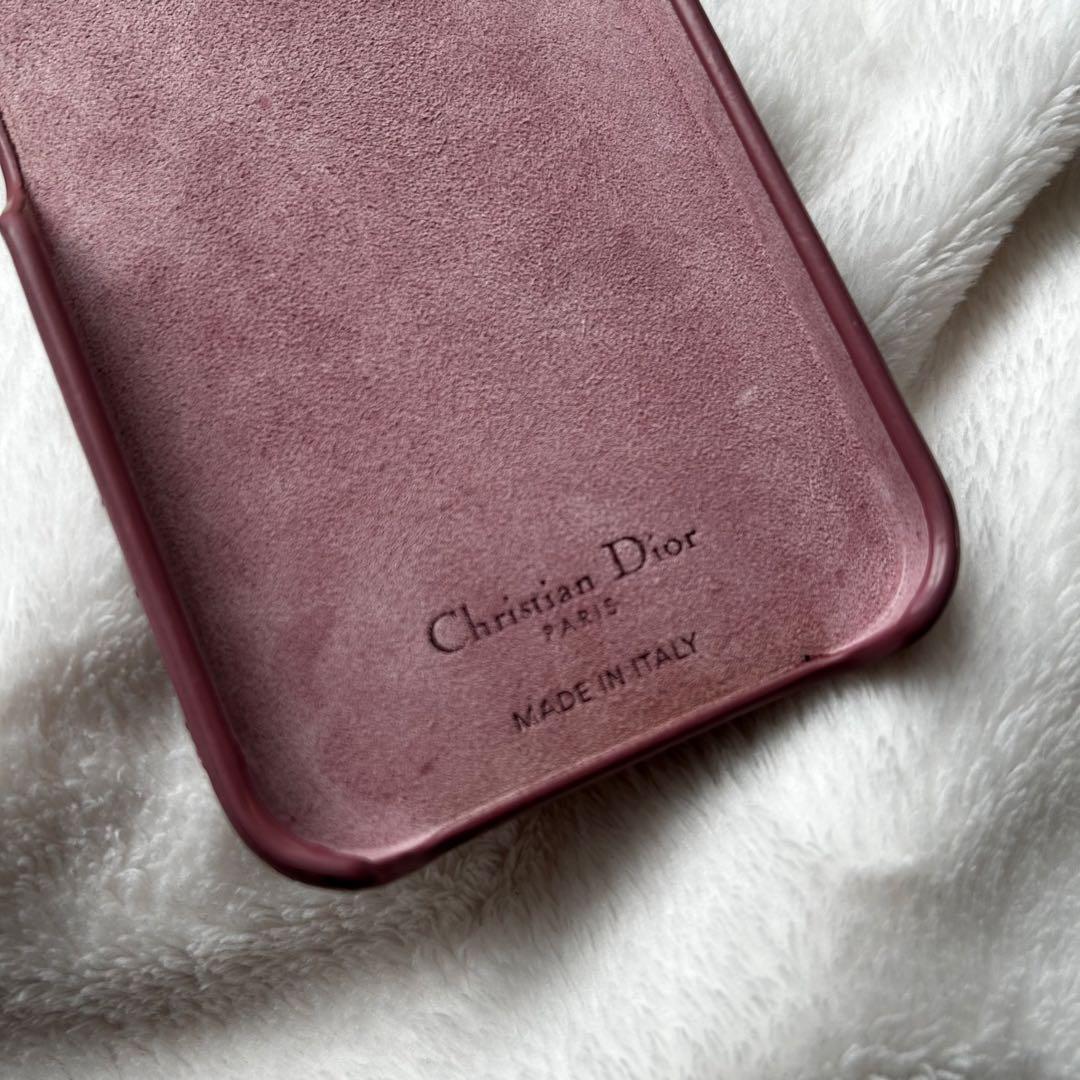 Christian Dior キルティングレザーケース　iPhone14