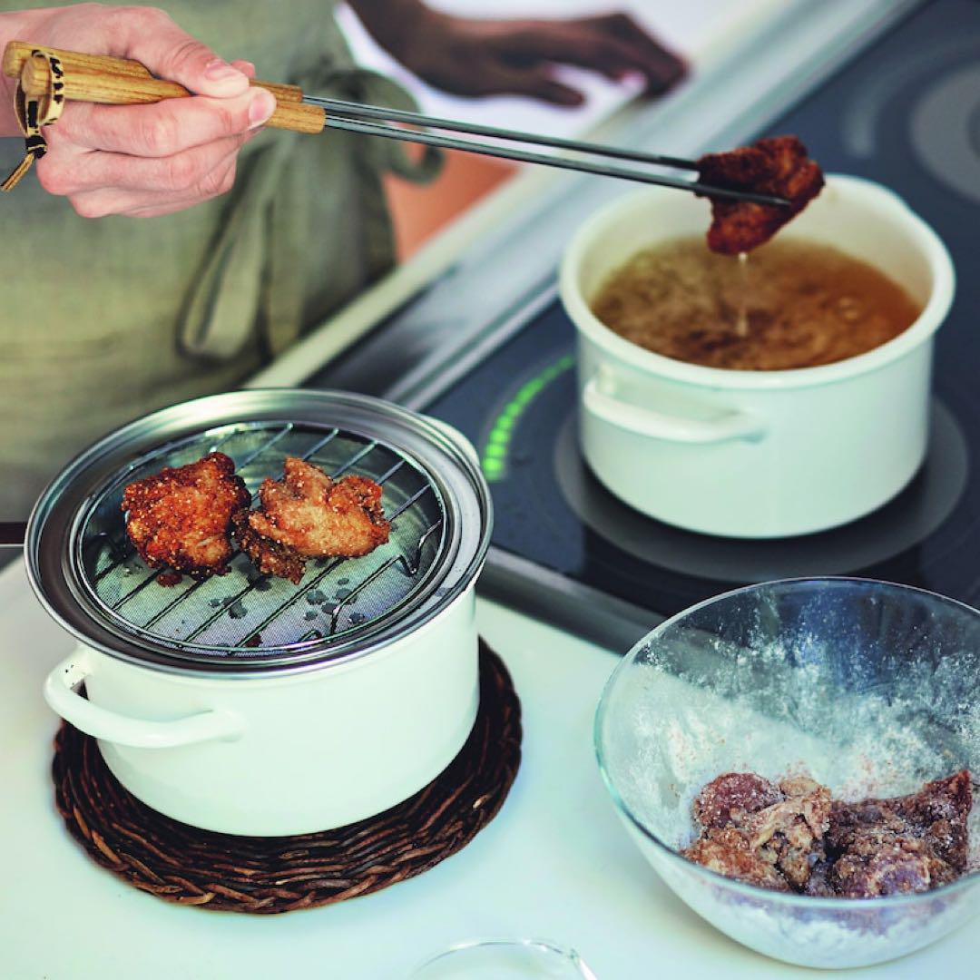 ネイビーブルー　油ろ過フィルター（大）使用のＩＨ対応ホーローあげ天ポット日本製