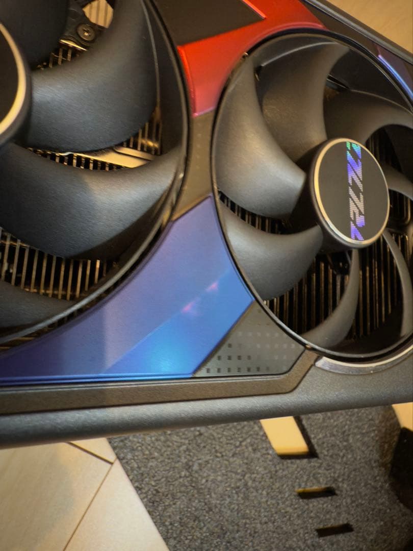 グラフィックボード・グラボ・ビデオカード ASUS ROG STRIX RTX 4080 SUPER 16GB