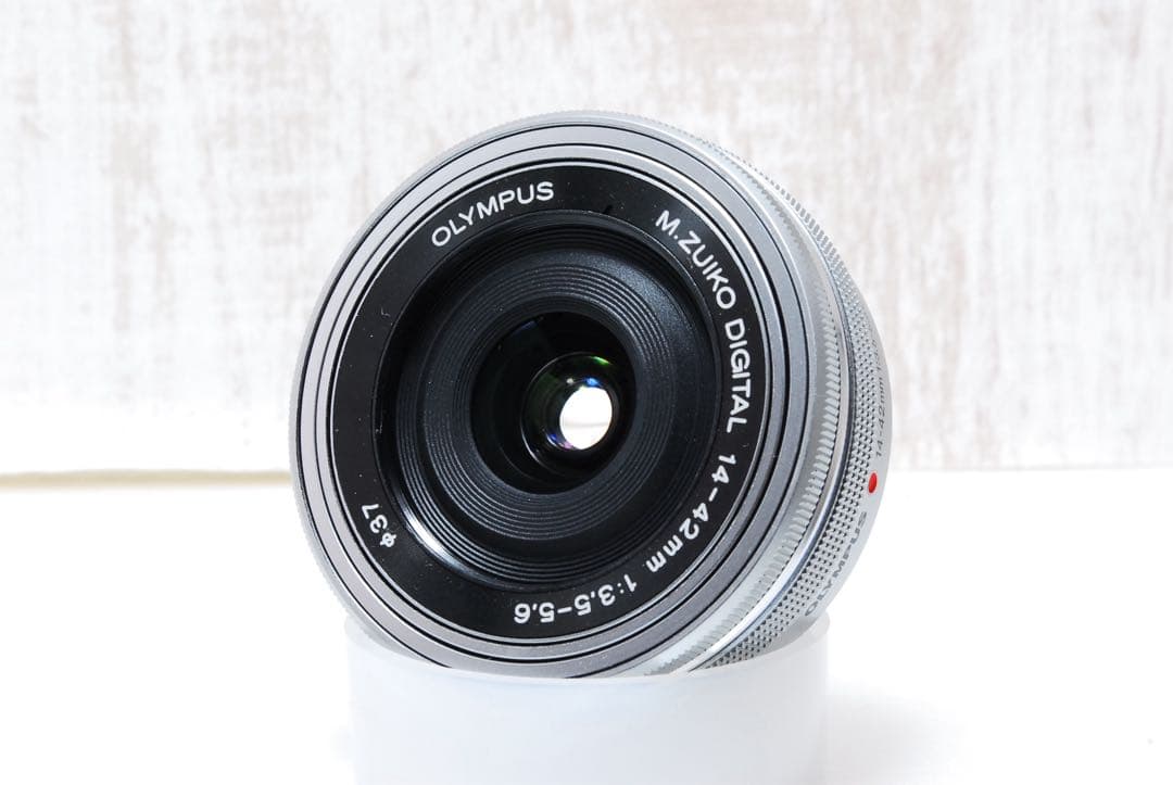 ❤️美品❤️箱付❤️ショット数僅か❤️ OLYMPUS E-PL10 ダブルレンズ