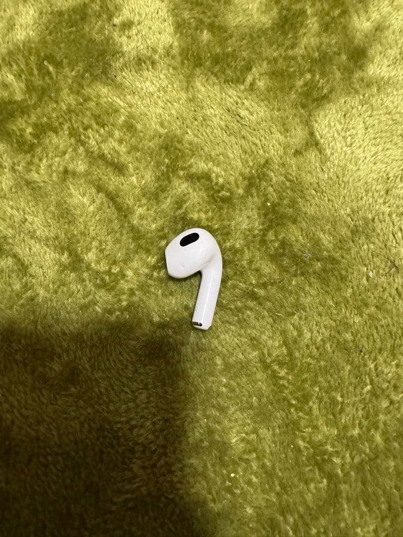 AirPods本体 ホワイト